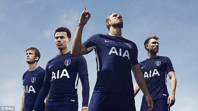 tottenham nike contract