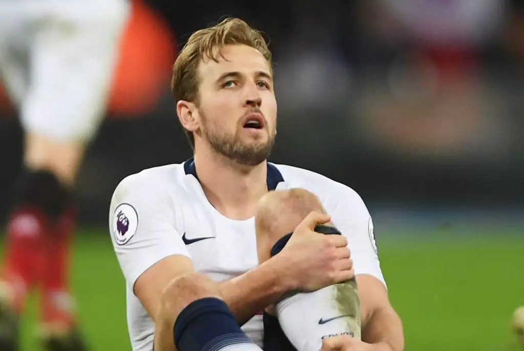 Jamie Carragher says Manchester United are the only option for Tottenham Hotspur's Harry Kane
