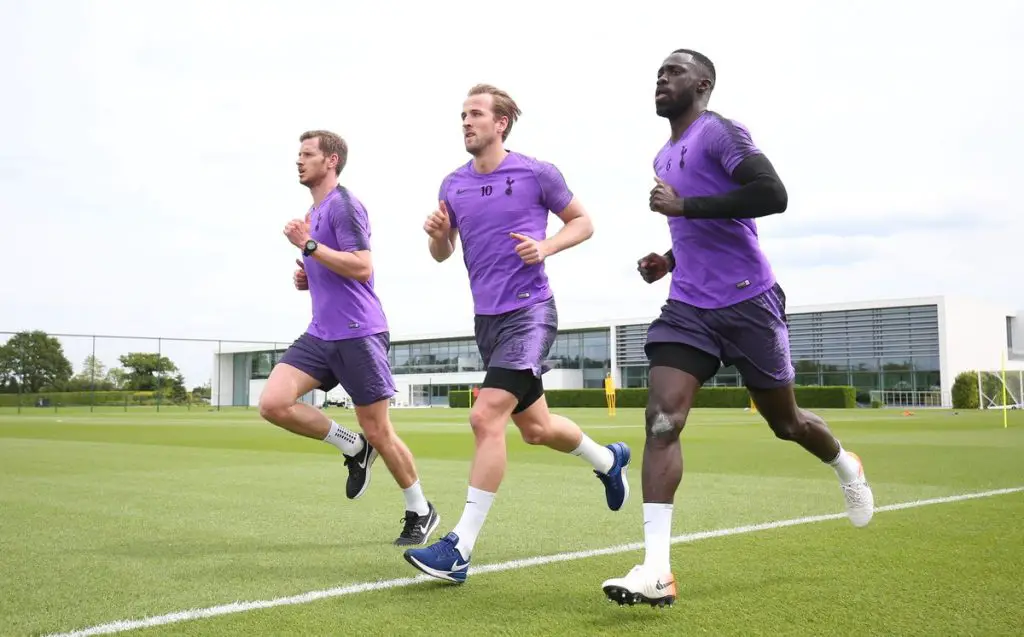 Tottenham Hotspur are training with Mannequins due to the absence of Covid infected players.