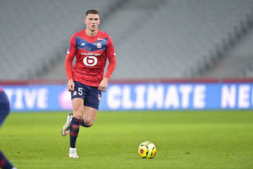 LOSC Lille defender Sven Botman in action. (imago Images)