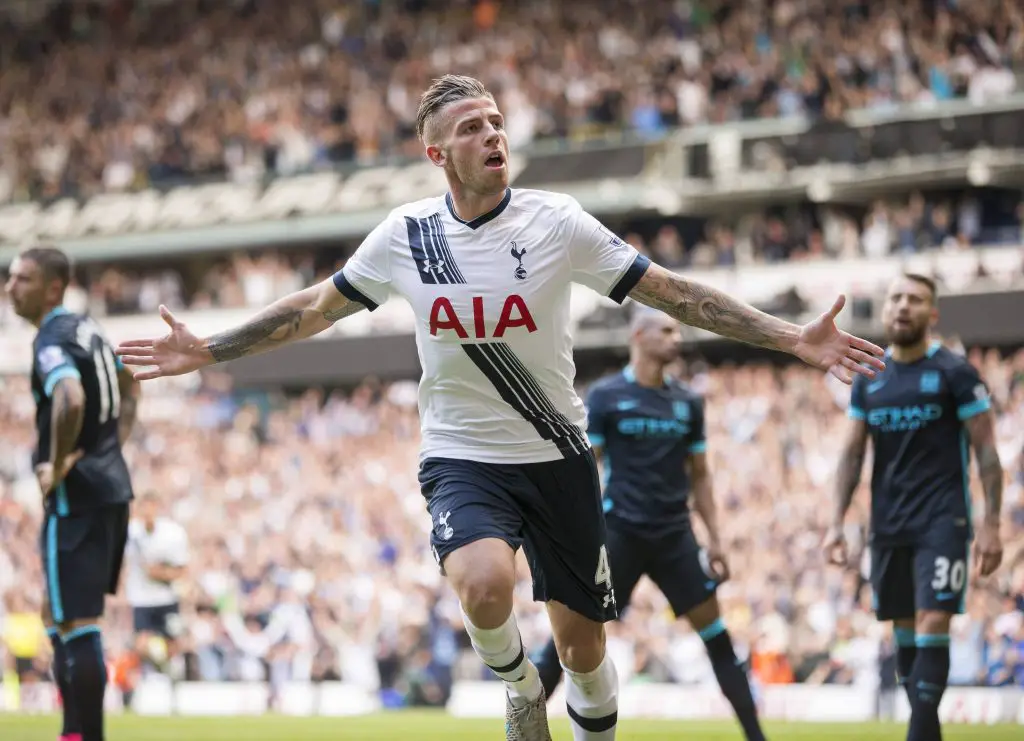 26.09.2015. London, England. Barclays Premier League. Tottenham Hotspur versus Manchester City. Tottenham Hotspur s Toby Alderweireld celebrates his goal. xNigelxCookex PUBLICATIONxINxGERxSUIxAUTxHUNxSWExNORxDENxFINxONLY ActionPlus11664627