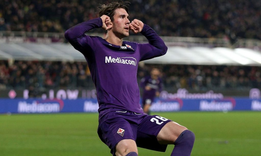 Tottenham Hotspur to battle Manchester United for Dusan Vlahovic of Fiorentina.