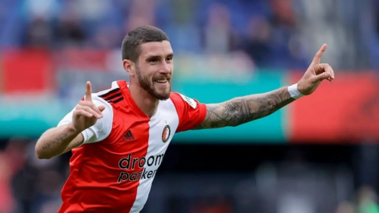 Tottenham eye Feyenoord defender Marcos Senesi amidst competition from other Premier League clubs. (Credit: Feyenoord Official)
