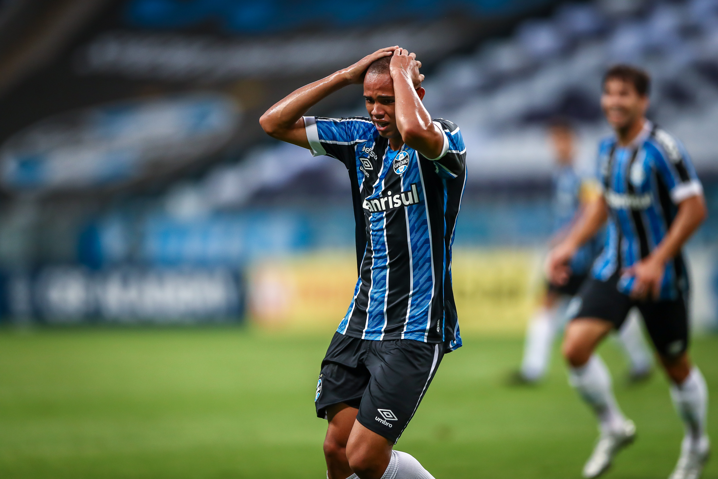 Vanderson in action for Gremio. (Photo: Lucas Uebel / Grêmio FBPA)