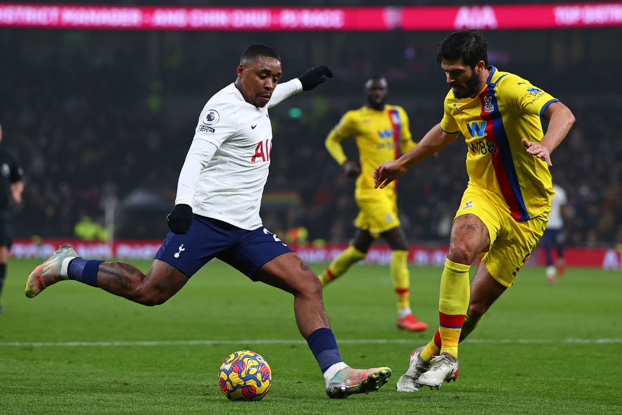 Steven Bergwijn is close to leaving Spurs this summer. (Photo by ADRIAN DENNIS/AFP via Getty Images)