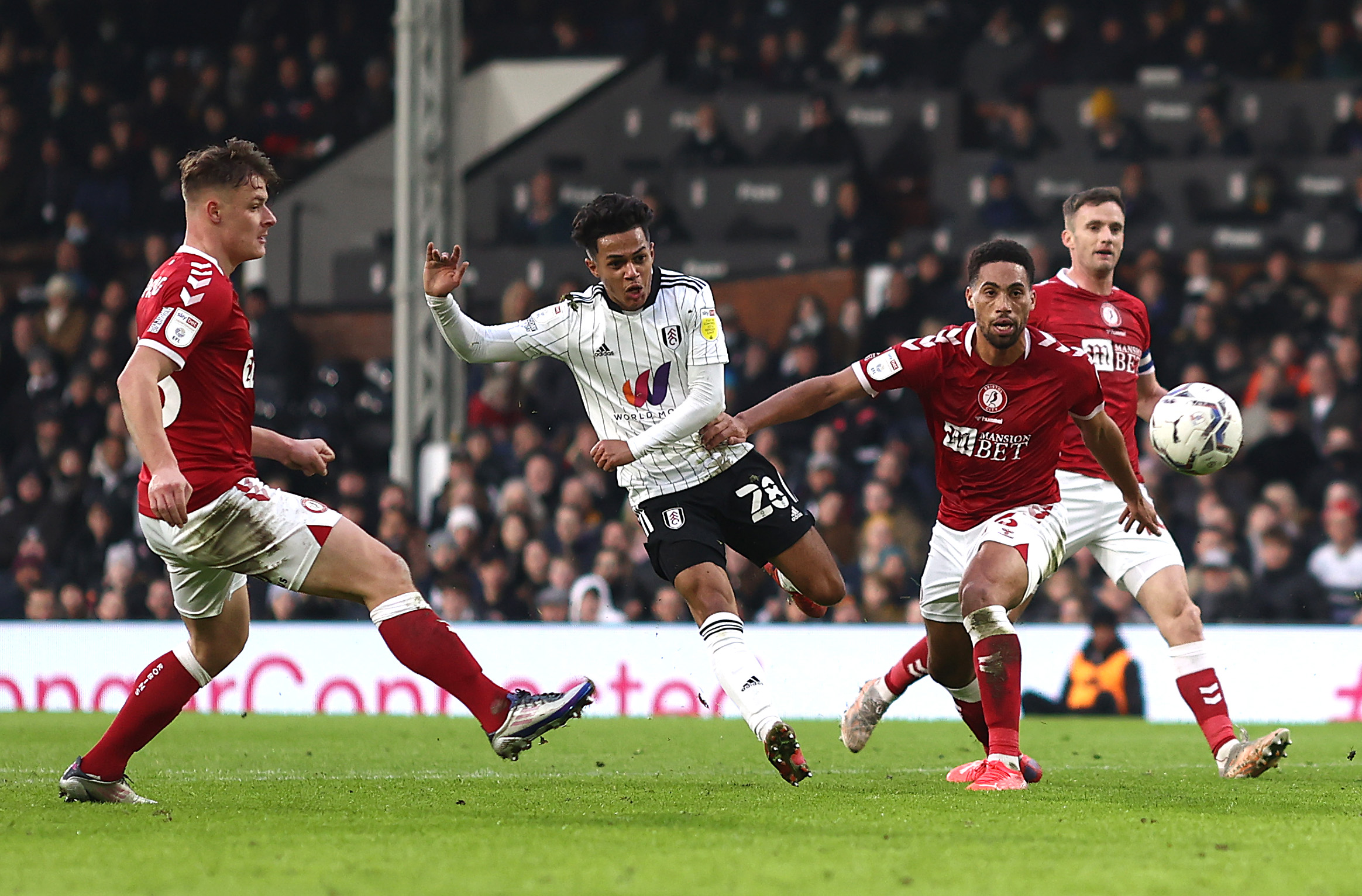 Fabio Carvalho of Fulham in action. (Photo by Ryan Pierse/Getty Images)