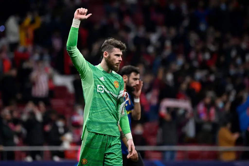 BBC pundit Rory Smith urges Man United star De Gea to join Tottenham.