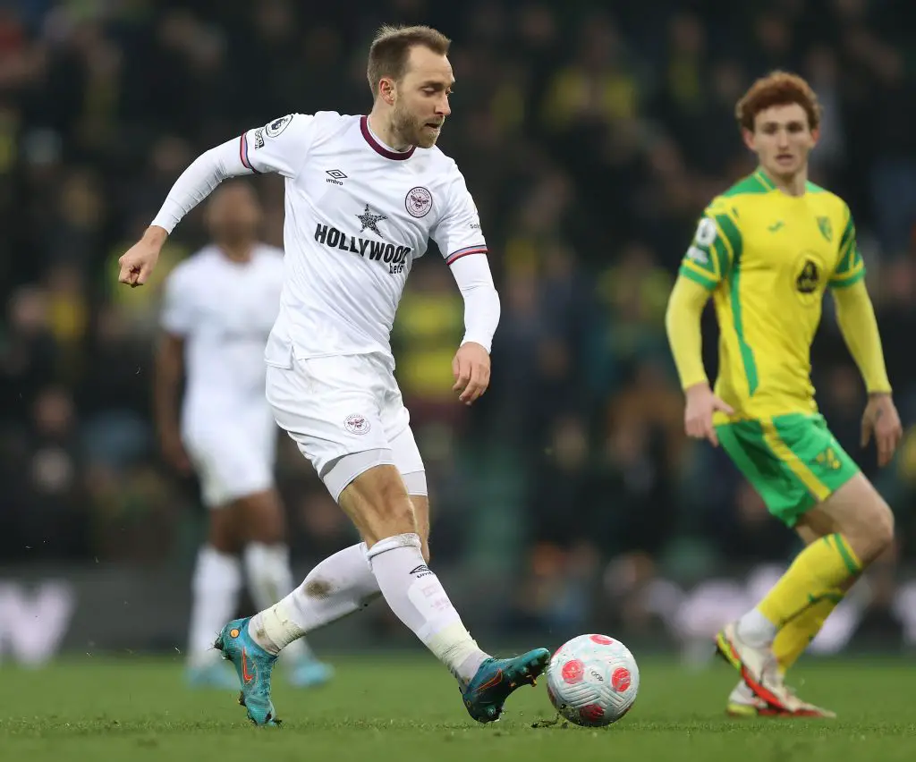 Christian Eriksen's agent will meet with Brentford this summer to hold future talks. Everton and Fulham. (Photo by Julian Finney/Getty Images)