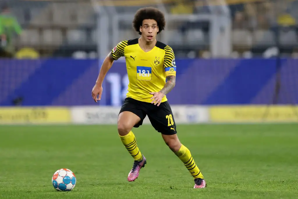 Tottenham could have the edge over Man United in Axel Witsel transfer race.