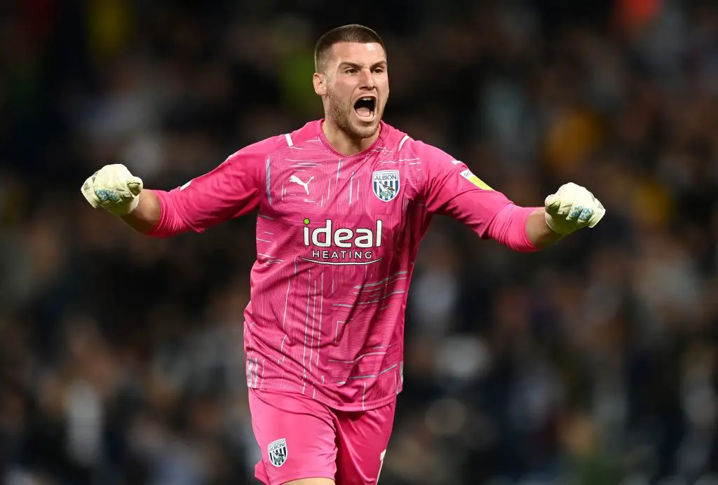 Transfer News: Tottenham Hotspur compete against Newcastle United for Sam Johnstone. (Photo by Shaun Botterill/Getty Images)