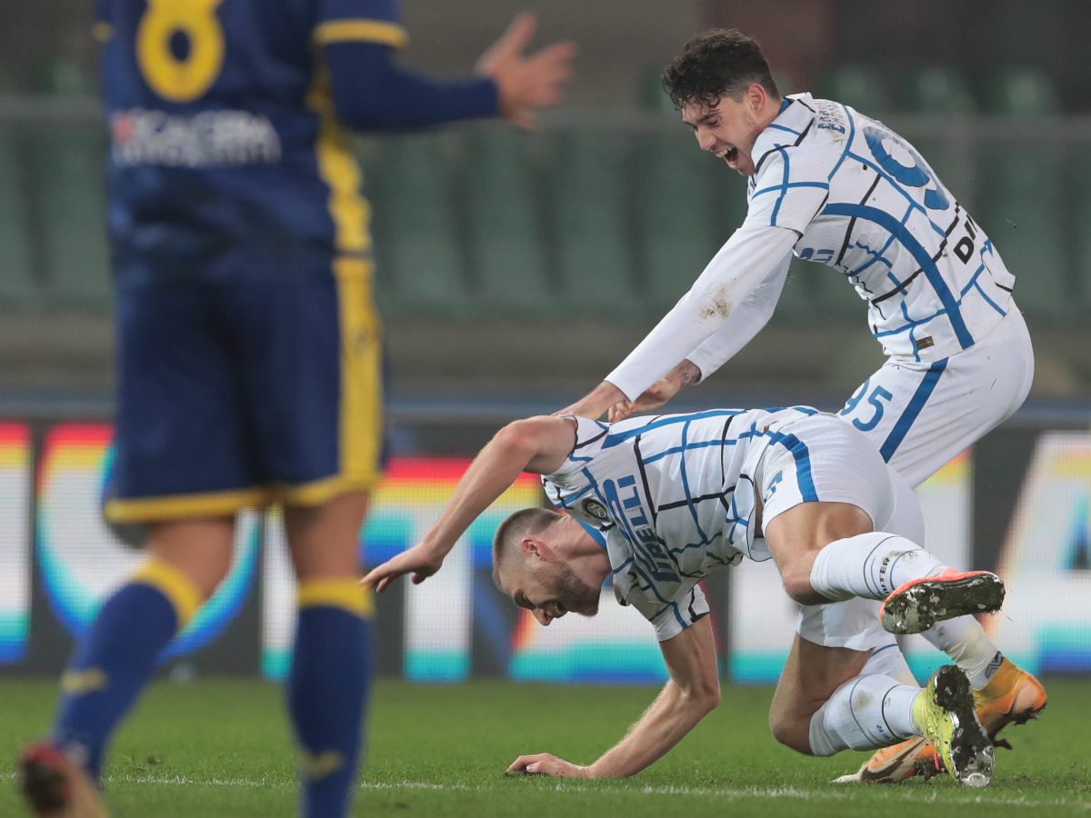 Milan Skriniar of FC Internazionale celebrates his goal with his team-mate Alessandro Bastoni.
