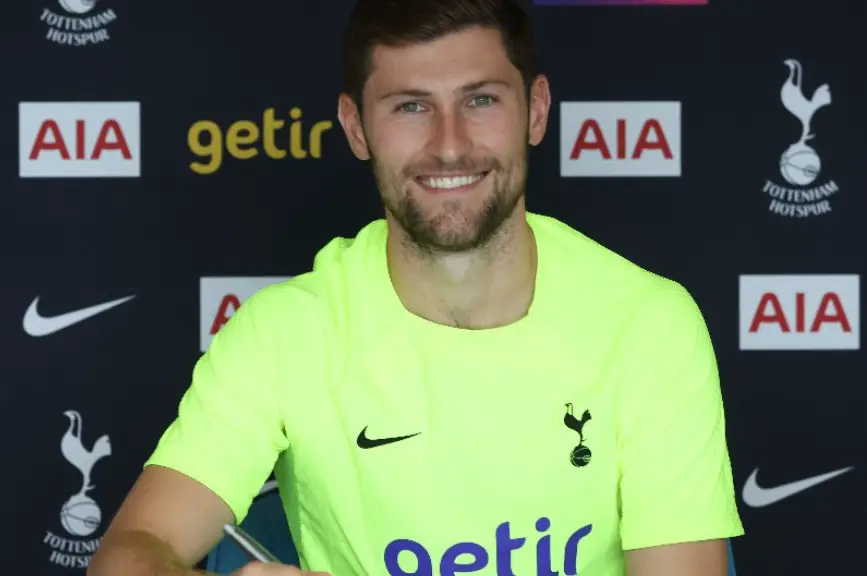 Ben Davies signs new Tottenham Hotspur contract until 2025. (Image: Official Spurs website)