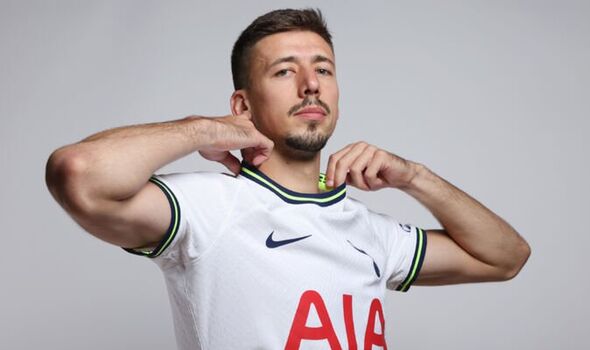 Tottenham Hotspur coach says it is easier to explain his football to Clement Lenglet. (Credit: Getty)