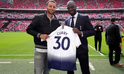 Steph Curry pictured with a Tottenham shirt. (Image: Tottenham on Facebook)