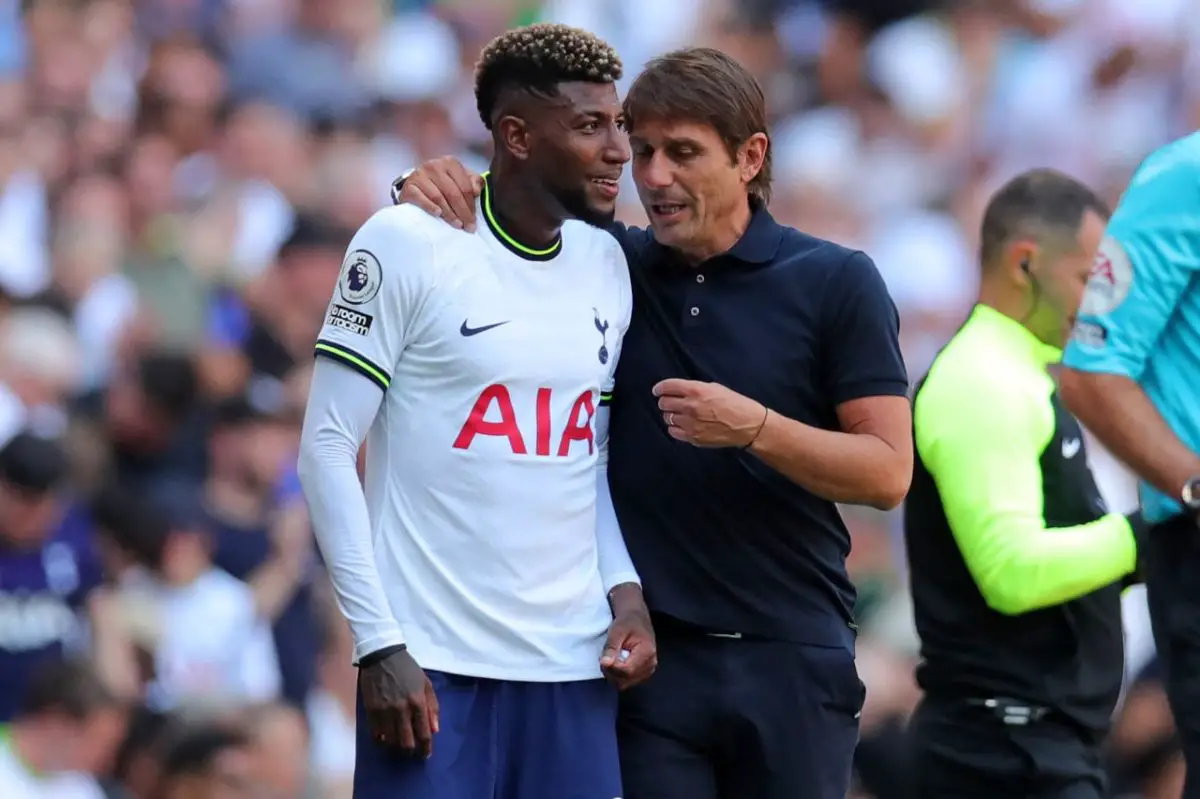 Tottenham manager Antonio Conte with former Barcelona right-back, Emerson Royal.