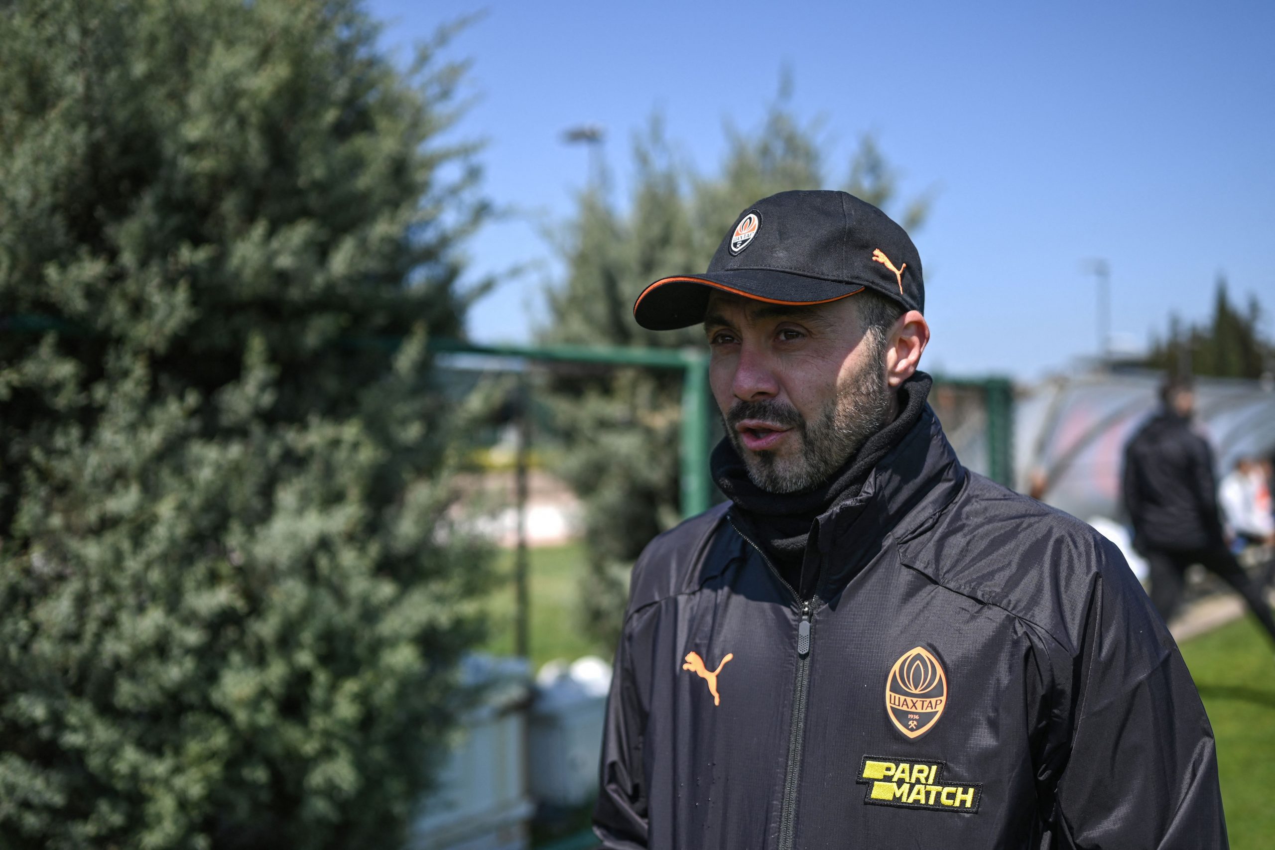 Roberto De Zerbi during his time as the manager of Shakhtar Donetsk. (Photo by OZAN KOSE/AFP via Getty Images)
