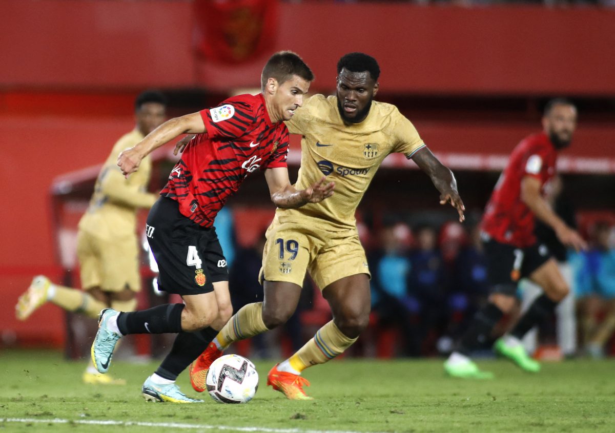 Mallorca's Inigo Ruiz de Galarreta vies with Barcelona's  Frank Kessie during a La Liga game. (Photo by JAIME REINA/AFP via Getty Images)