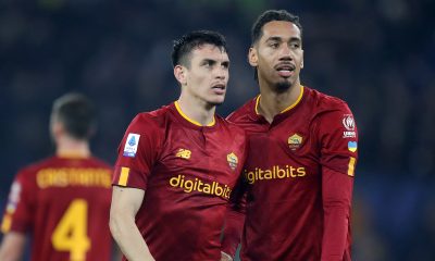 Roger Ibanez speaks with Chris Smalling of AS Roma.