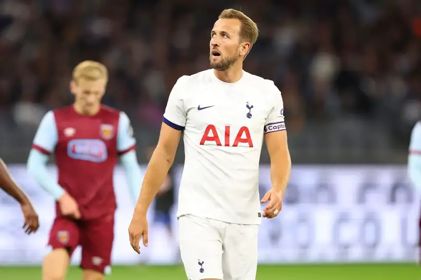 Tottenham Hotspur striker Harry Kane linked with Bayern Munich transfer. (Photo by James Worsfold/Getty Images)