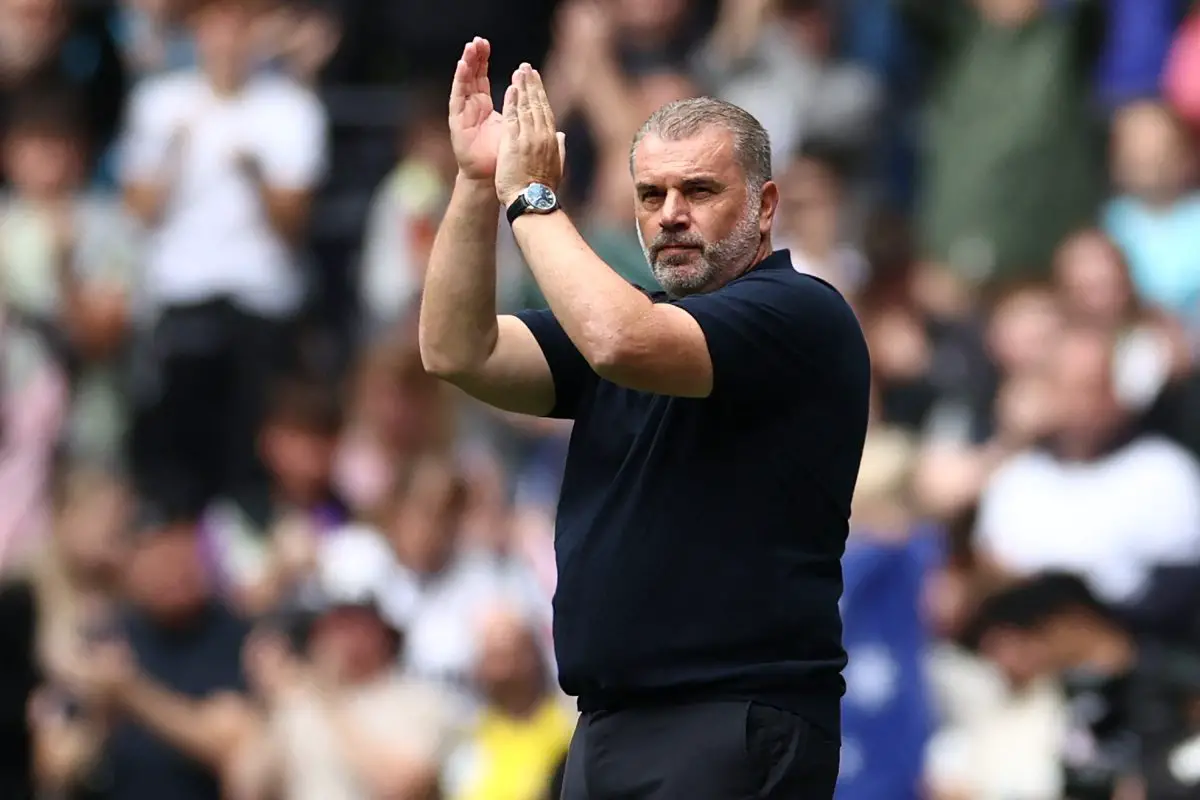 Garth Crooks outlines the impact of Tottenham manager Ange Postecoglou keeping calm under pressure. 