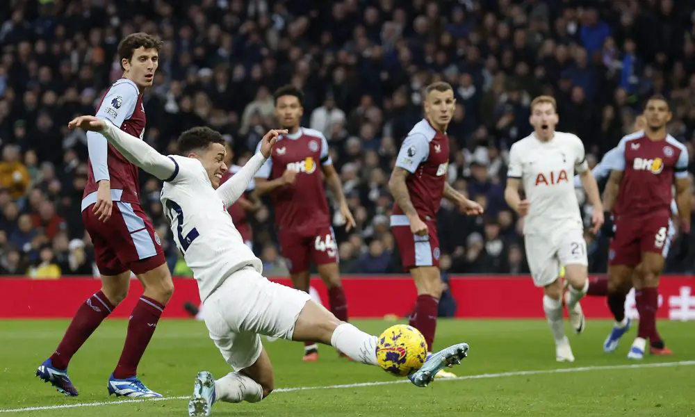 “None of these fans are having a go”- Pundit says there were ‘positives’ for Tottenham in Aston Villa defeat