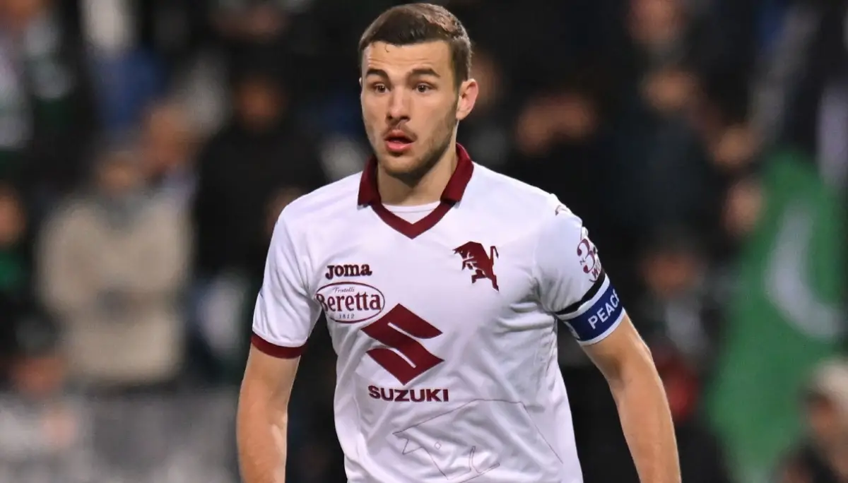 Tottenham eye a move for Torino centre-back Alessandro Buongiorno. 