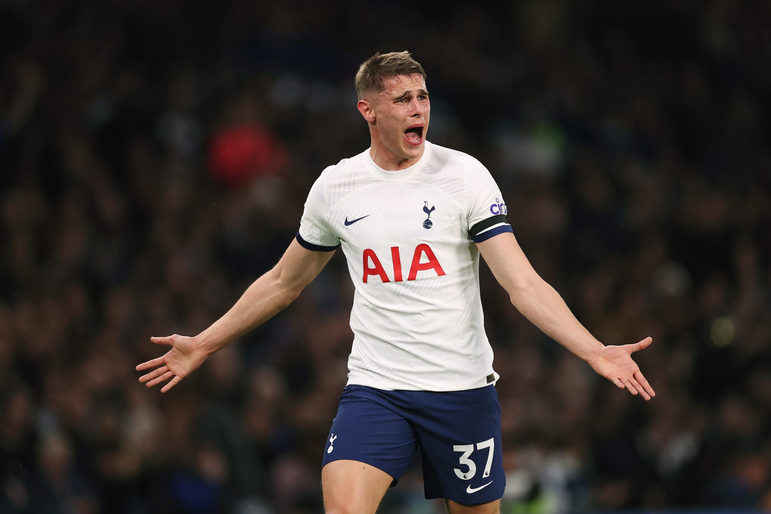 Tottenham star admits there is no point ‘looking at the Champions League’ after Chelsea loss; calls for an immediate reaction