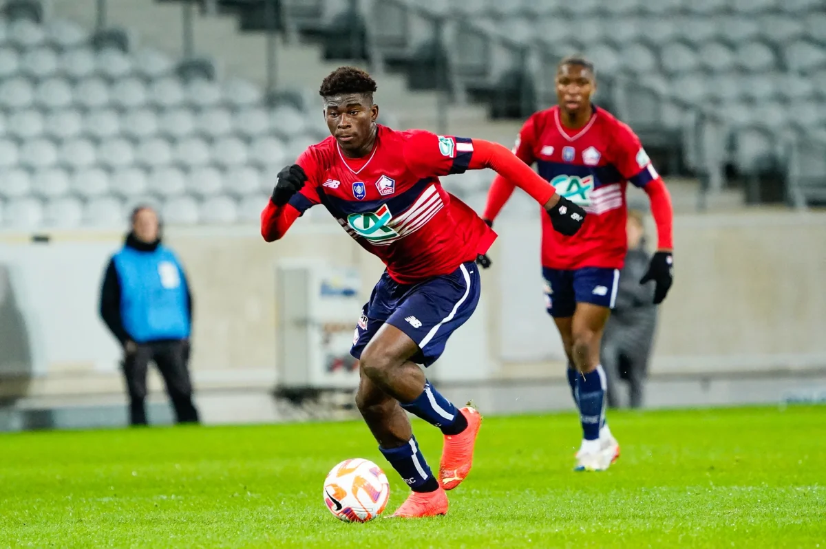 Arsenal and Tottenham eye £23m deal for the new Moises Caicedo Carlos baleba