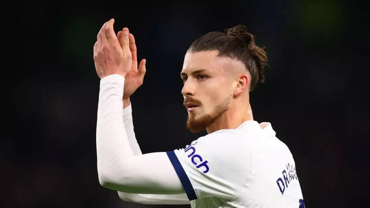 Tottenham Hotspurs defender Radu Dragusin has reportedly made a decision on his rumored exit from the club.